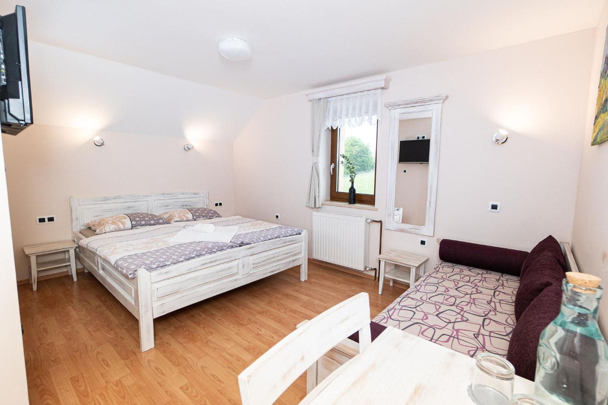 Zelena Oaza - B&B Miklavz pri Ormozu Zewnętrze zdjęcie